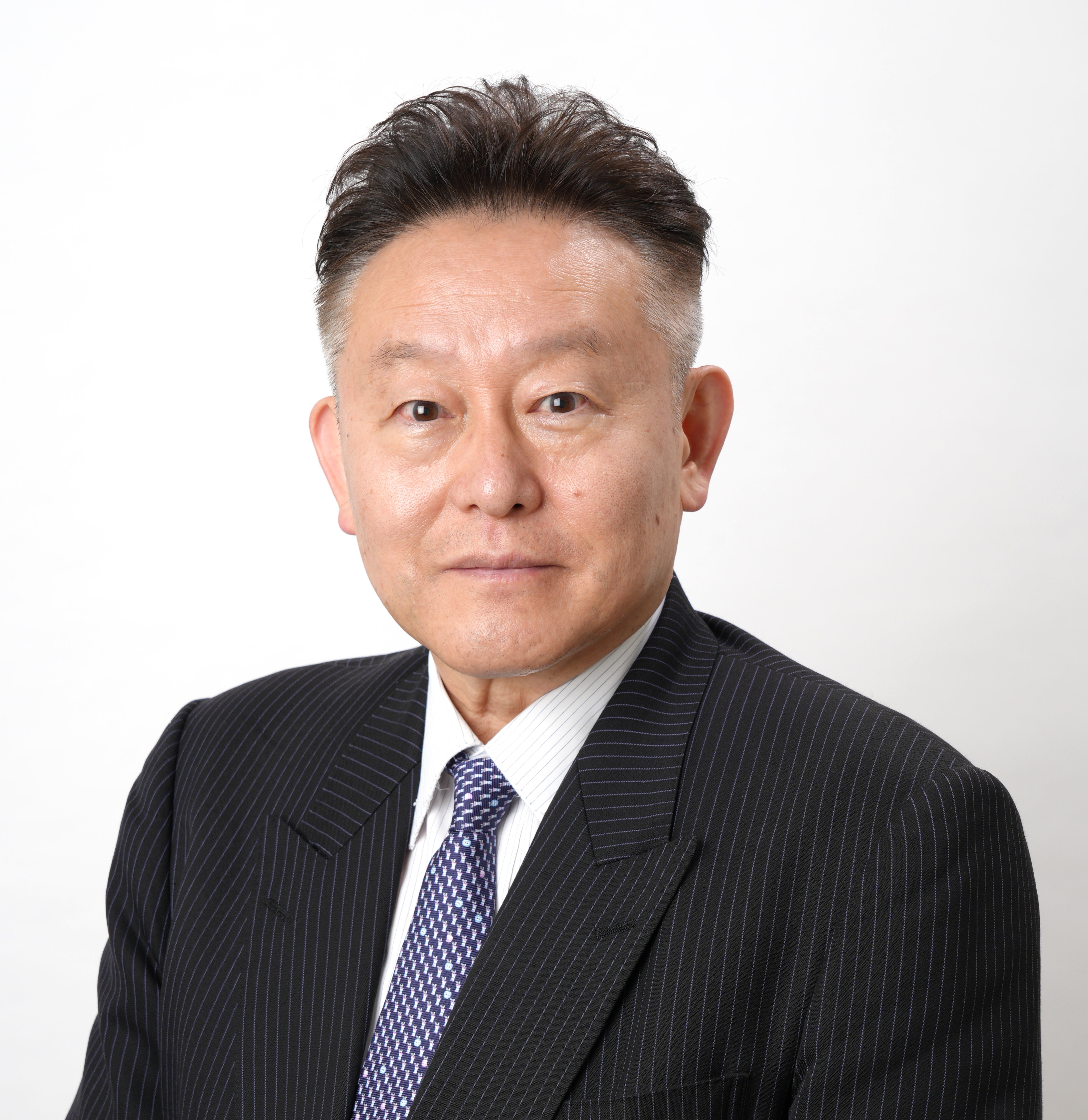 井上 雅彦 氏